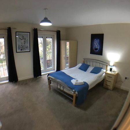 Very Large House, 6 Beds, 4 Bedrooms, 3 Bathrooms, 5 Smart Tv'S & Van Parking Boston Exterior foto