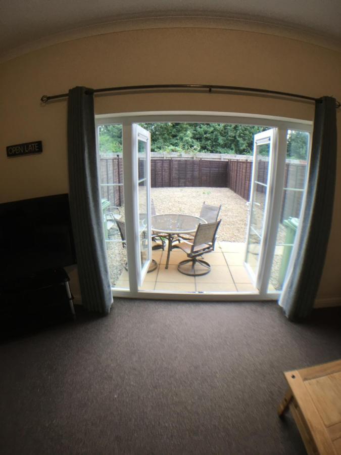 Very Large House, 6 Beds, 4 Bedrooms, 3 Bathrooms, 5 Smart Tv'S & Van Parking Boston Exterior foto